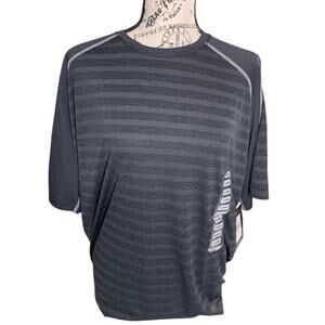 Avalanche Outdoor Apparel Men's XL Shirt Pullover Short Sleeve Lightweight NEW